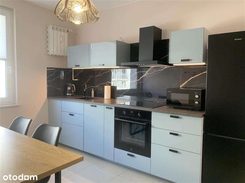 apartament 2 pokoje Centrum/balkon/m-ce postojowe-5