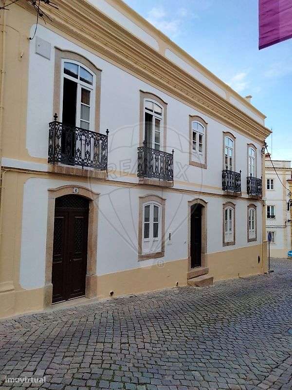 Moradia T5 para venda-1