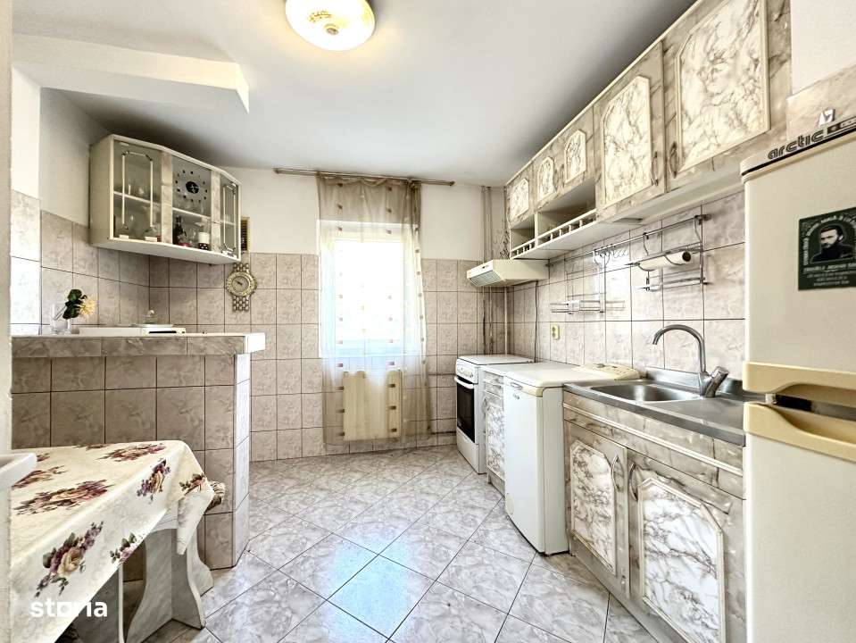 Apartament 3 camere, 65 mp utili, pret excelent - Imagine principală: 4/8