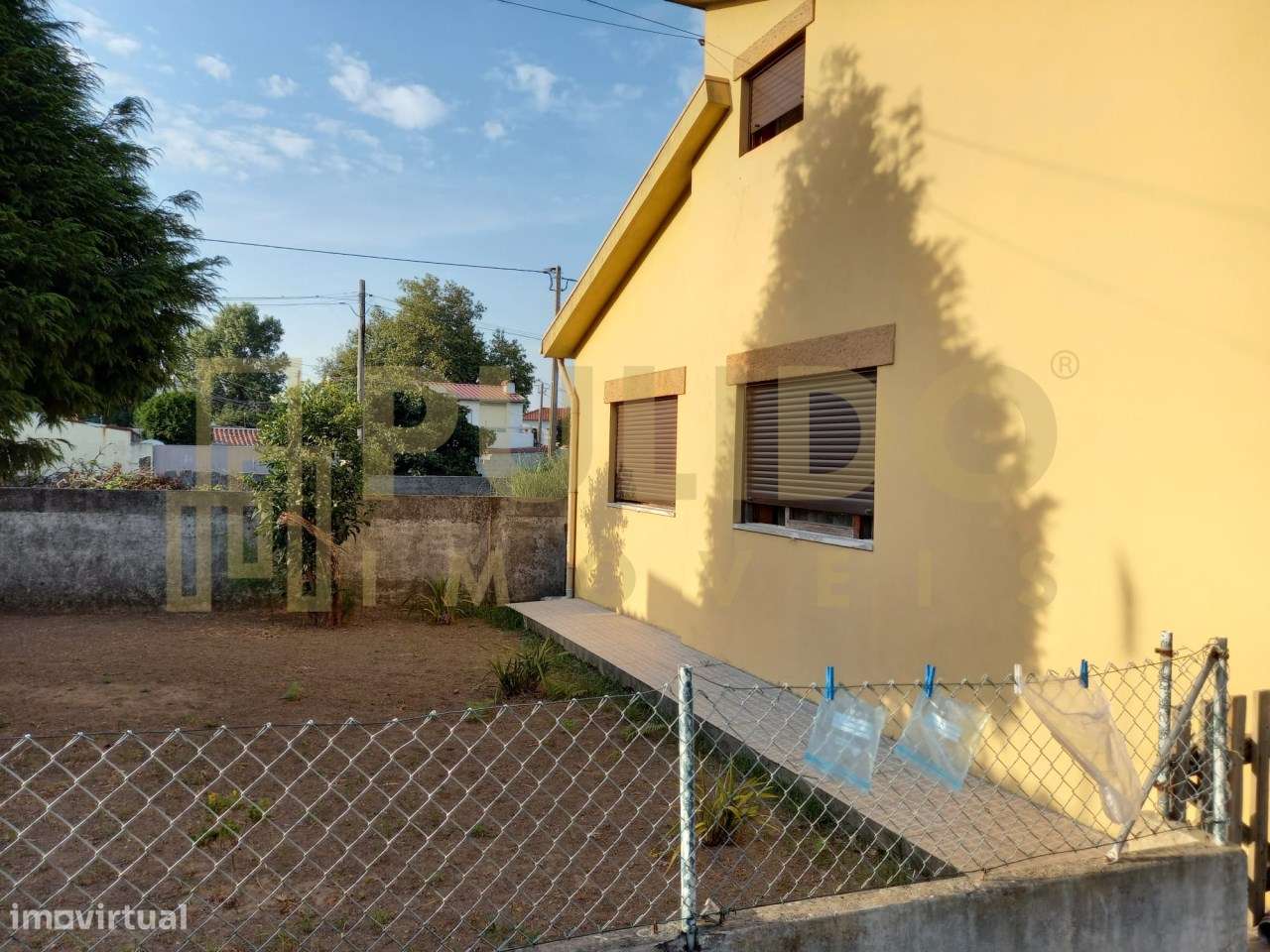 Venda do Quinhão Hereditário (1/2) de moradia T2, Viso, Canidelo, Gaia-9