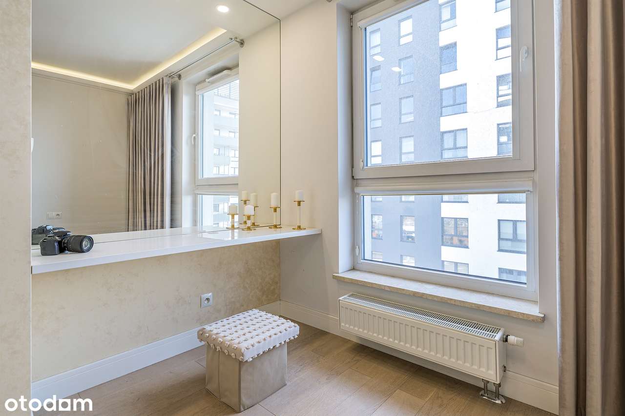 Apartament z widokiem - Miejsce w hali garażowej-11