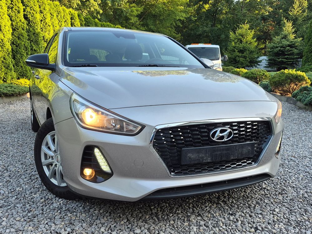 Hyundai i30 III (2017-) 1.4 Family+ 2018