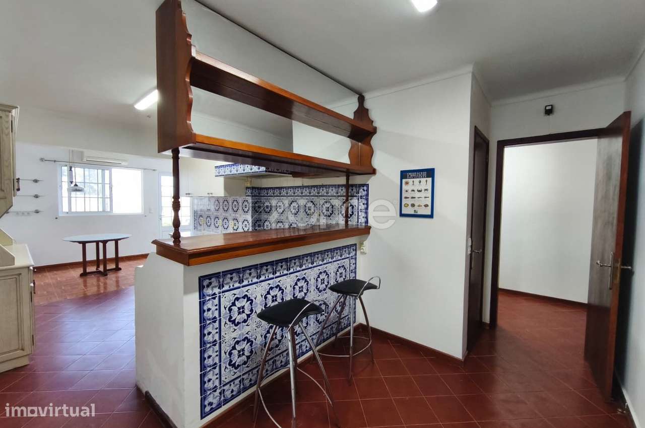 Moradia T2+1 com sótão aproveitado e vista mar - Pico da Pedra - Grande imagem: 5/27