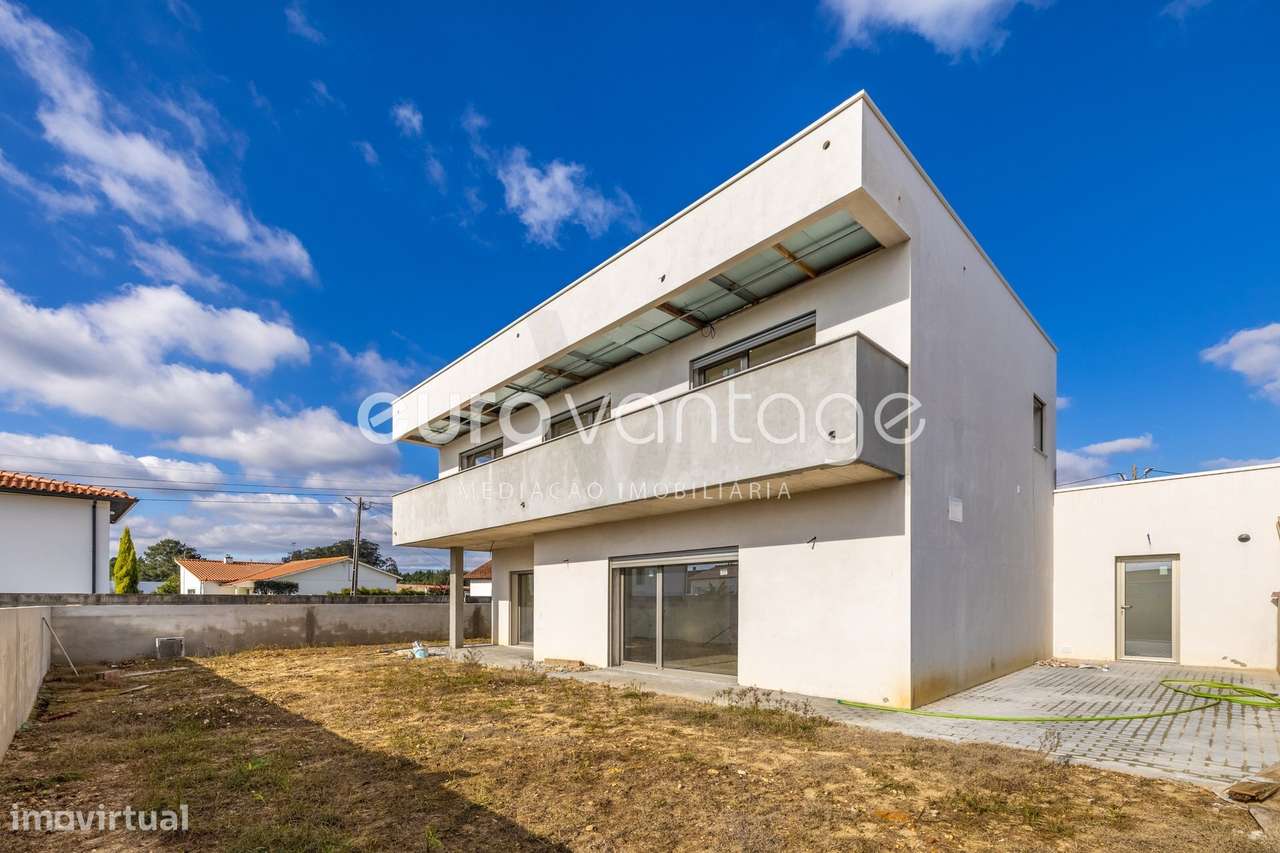 Moradia T4 | Nova | Jardoeira – Batalha-38