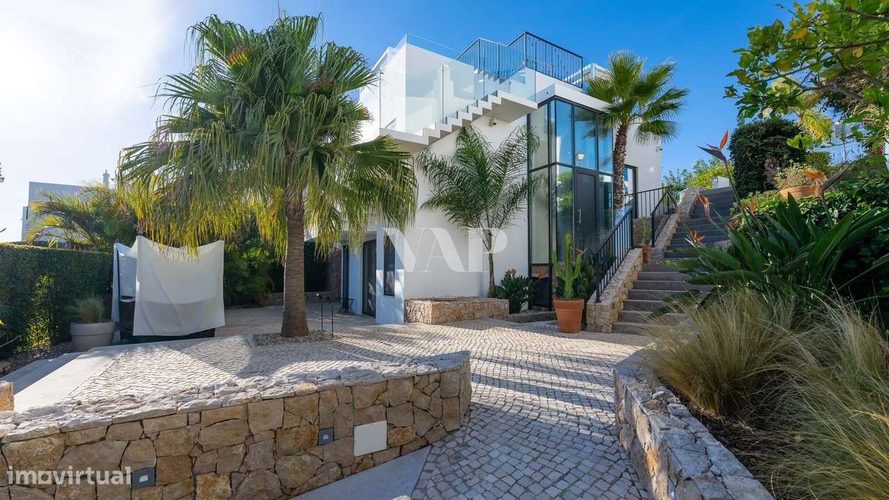 Moradia Contemporânea T3 Frente Mar com Rooftop e Vista Oceânica, Vale - Grande imagem: 5/40