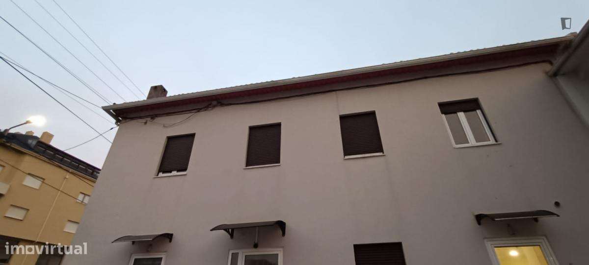 Casa com 4 quartos - localizado em Vila nova de gaia - Grande imagem: 5/7
