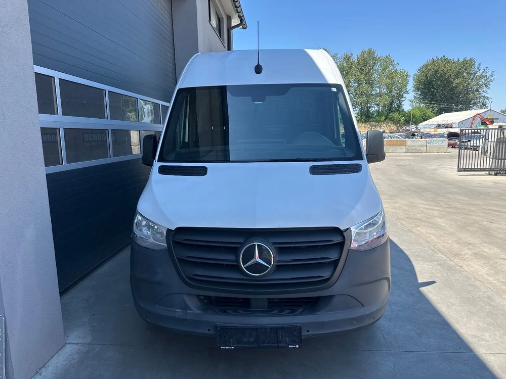 Mercedes-Benz Sprinter 2021
