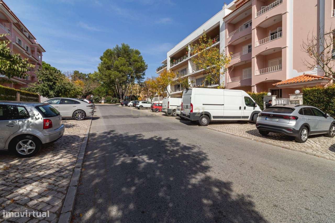 Elegância, Harmonia e Exclusividade — O Seu Refúgio de Luxo na Costa d-43