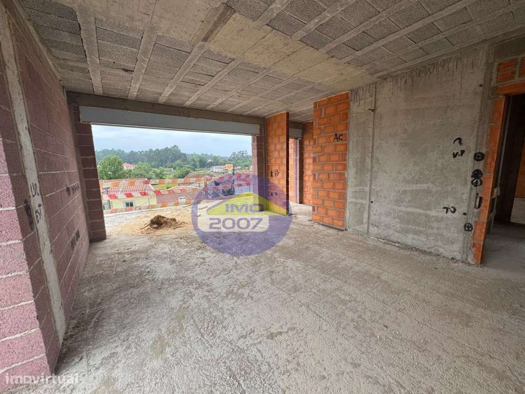 Apartamento T2 com terraço em Argoncilhe - Grande imagem: 4/17