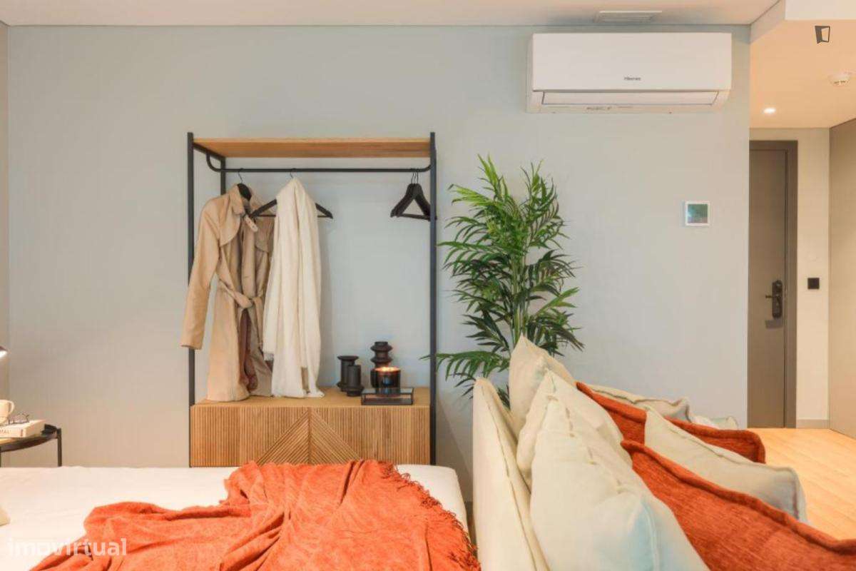 Estúdio - localizado em Ramalde Porto - Grande imagem: 4/10