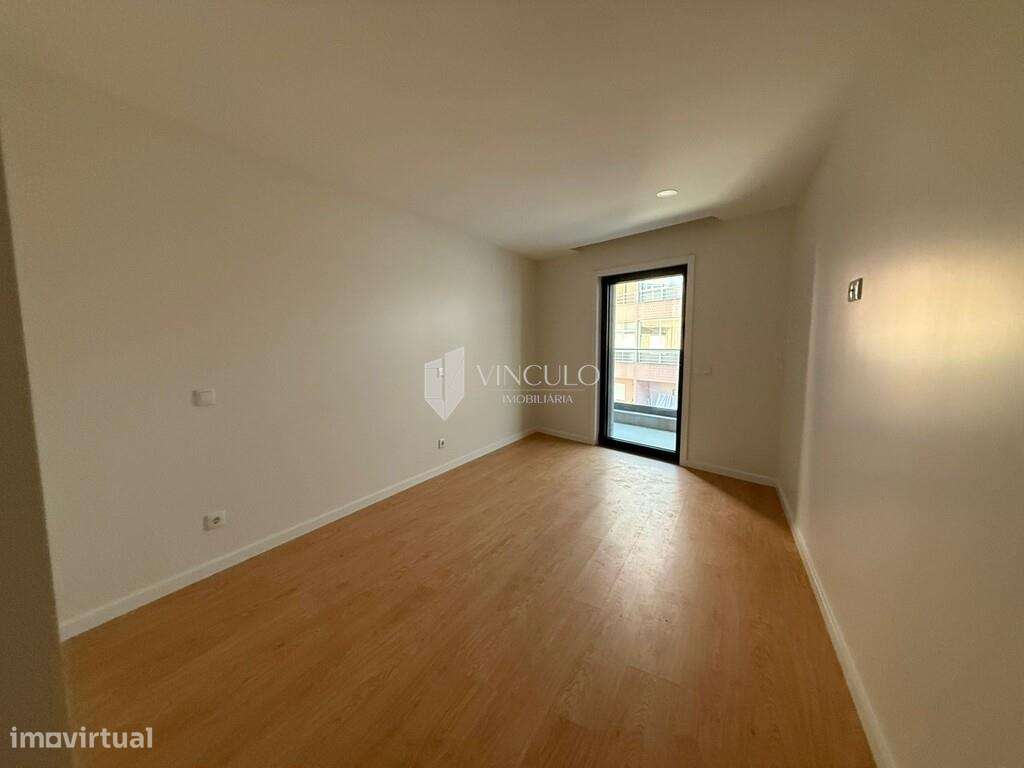 Apartamento T2 Novo - Braga-1