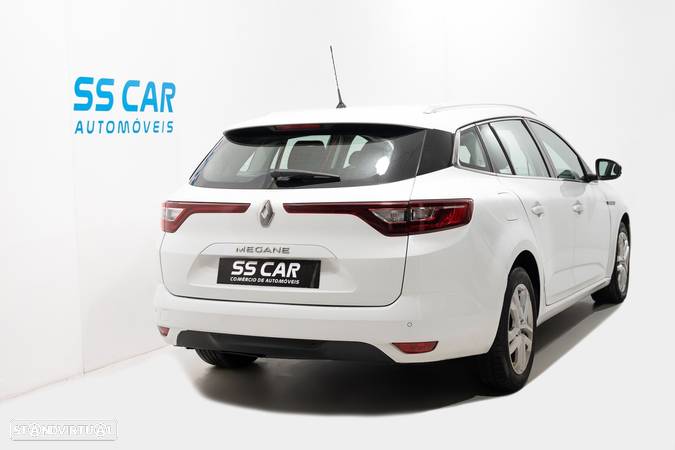 Renault Mégane Sport Tourer 1.3 TCe Limited - 3