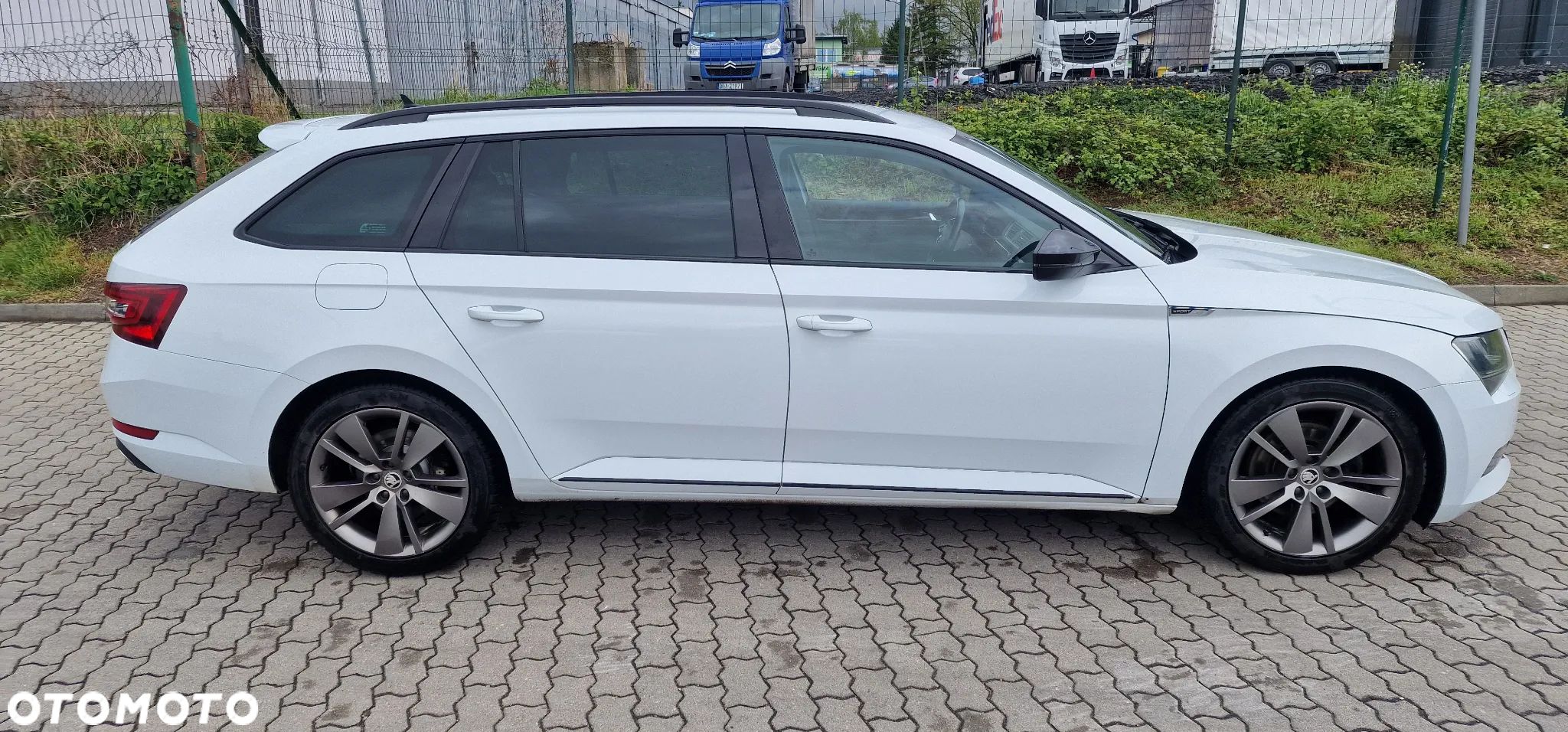 Skoda Superb 2.0 TSI Sportline DSG - 1