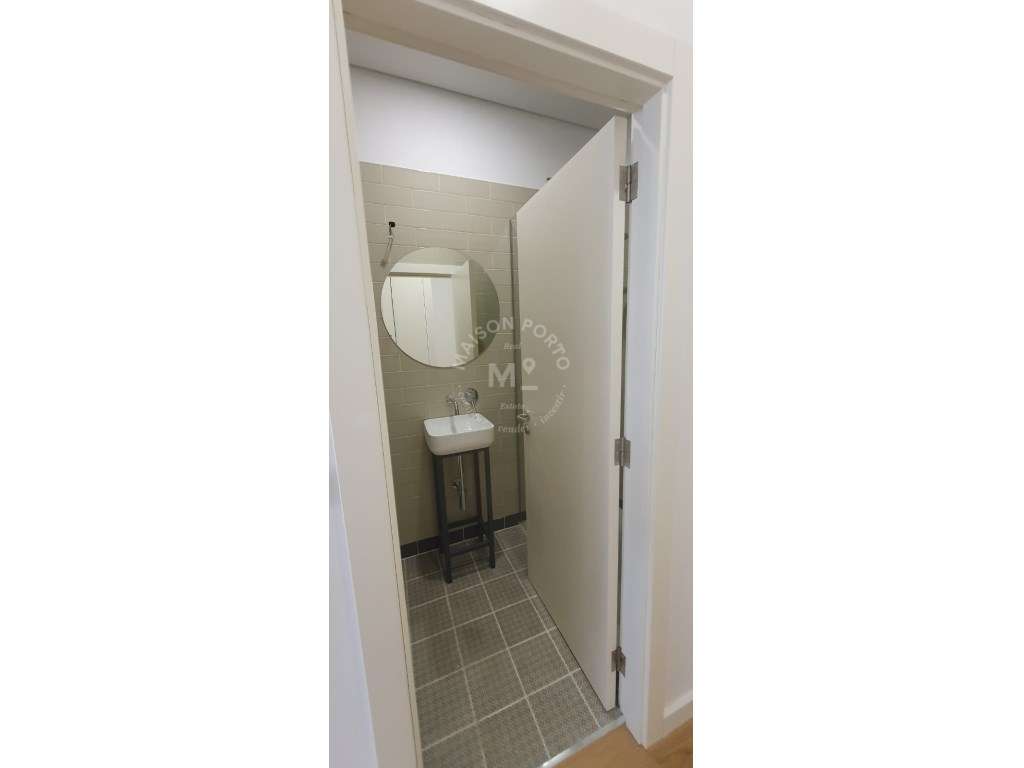 Apartamento T0+1 na Rua do Bonjardim, Porto - Grande imagem: 5/10