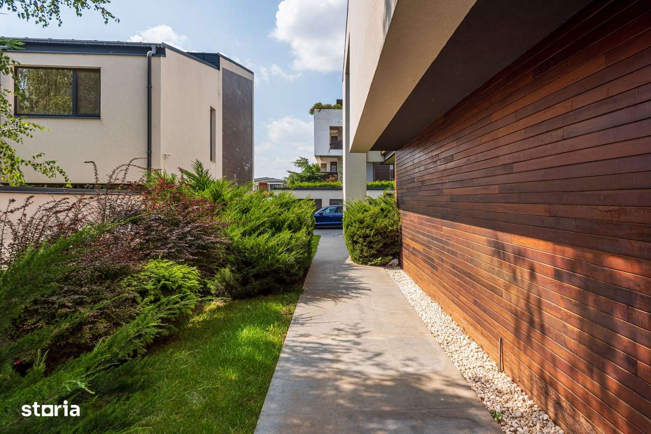 Vila cu Piscina Erou Iancu - Imagine principală: 3/20