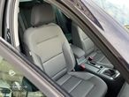 VW Golf Variant 1.6 TDi Confortline DSG - 38