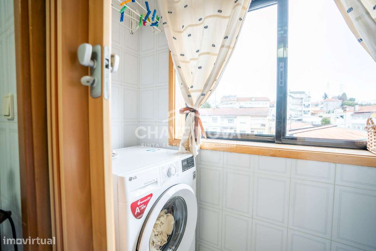 Apartamento T2 Usado em otimo estado em Oliveira do Douro-7