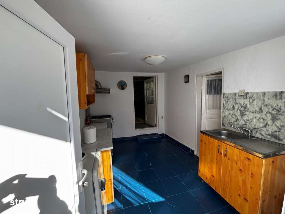 Casa de vacanta sau locuinta permanenta in Busteni, cartier Zamora –-13