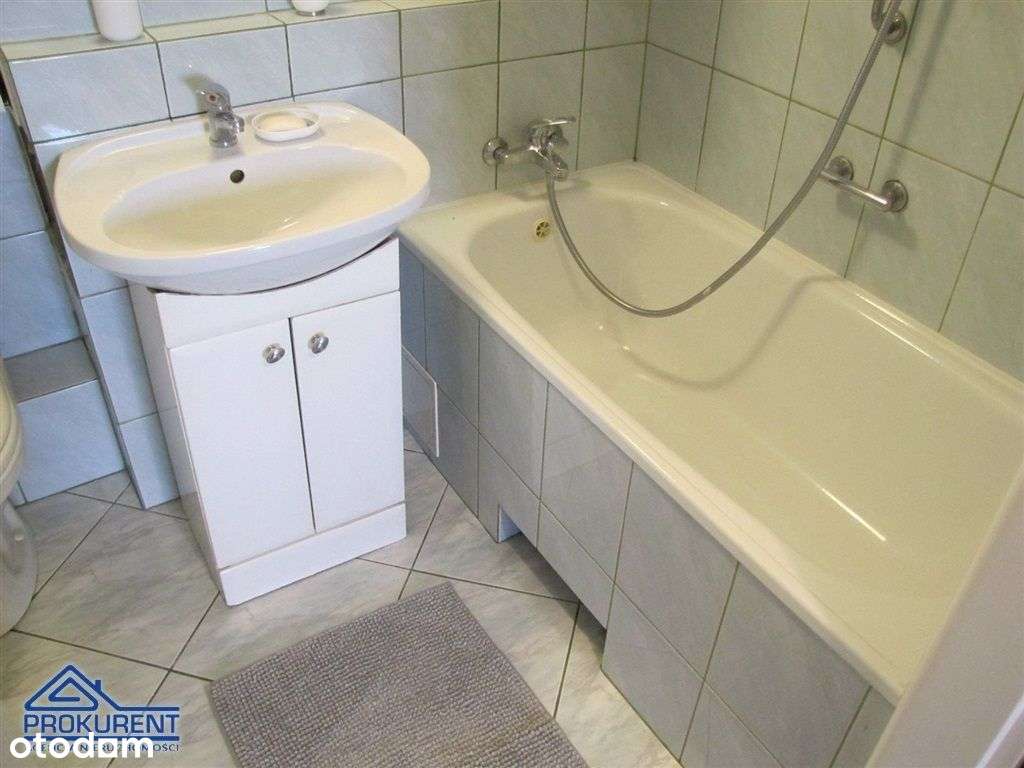 3-pokojowe mieszkanie z dużym balkonem i pieknym widokiem na góry-16