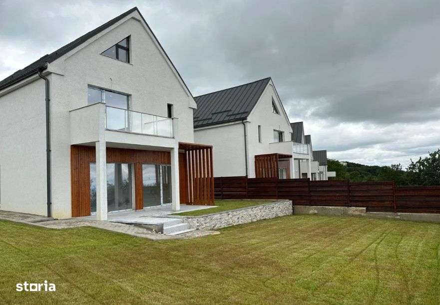 Duplex unit prin garaj - panorama - 185 mp utili , Feleacu, Cluj! - Imagine principală: 2/3