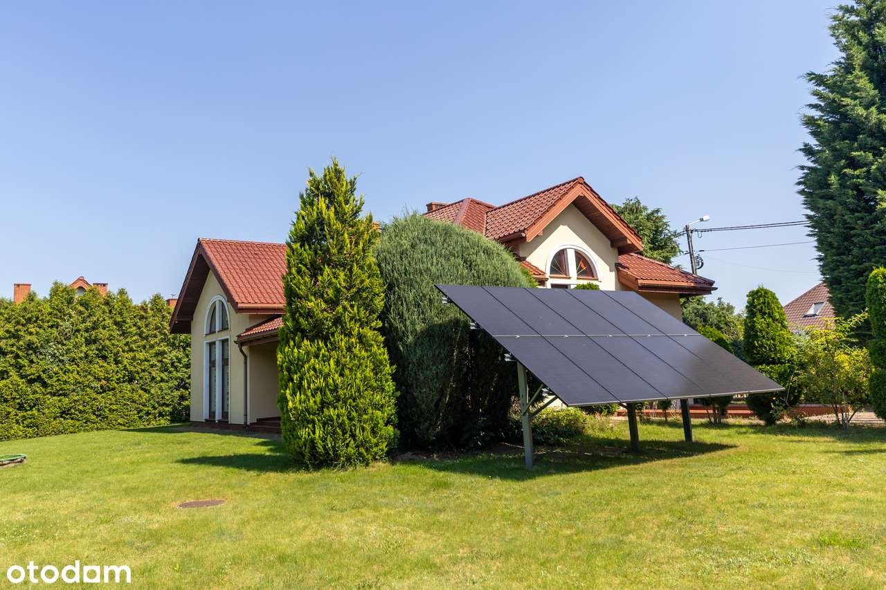 Wyjątkowy dom w Ludwikowie-1