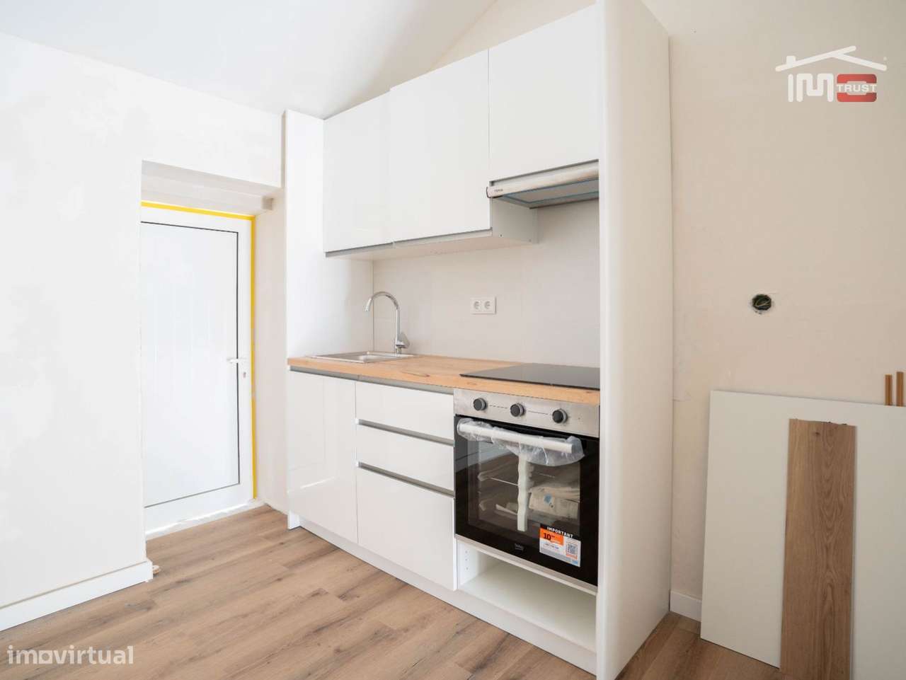 Moradia Térrea Totalmente Remodelada com Espaço Exterior | Pego, Ab...-6