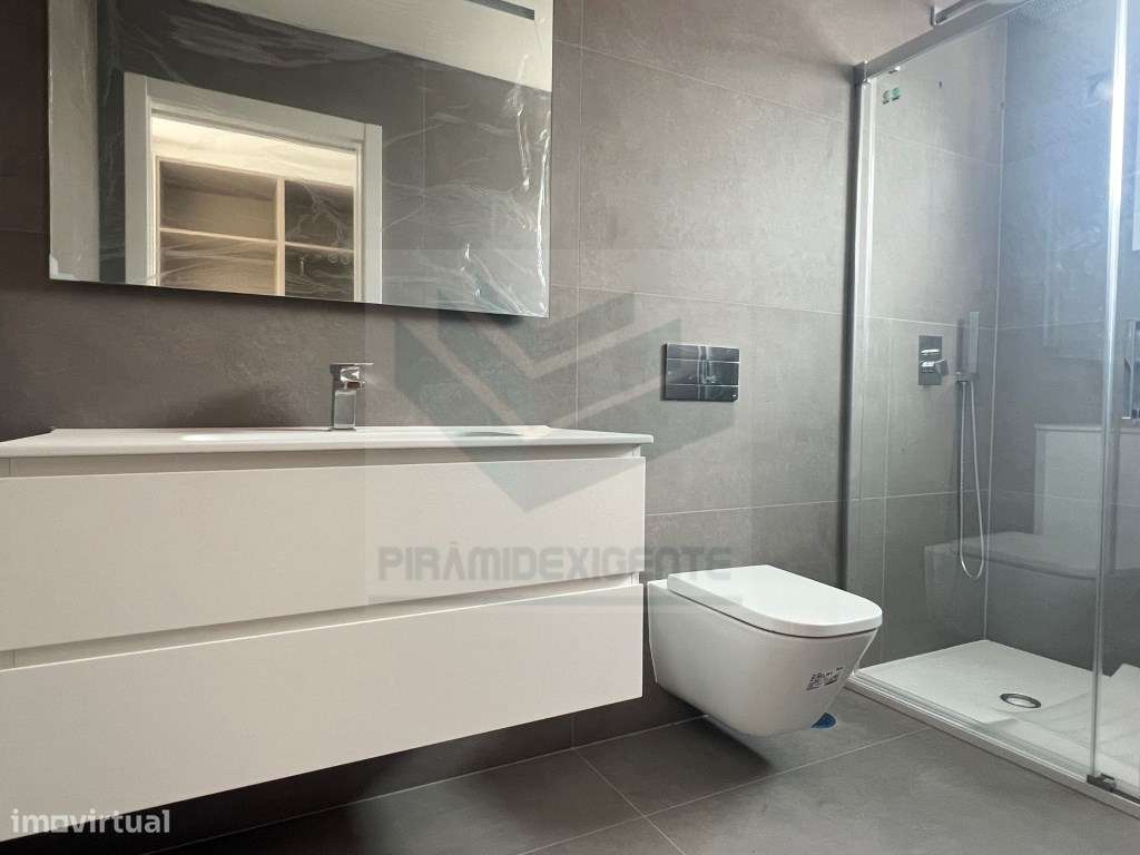 Moradia, Lavandaria, Piscina, Excelente Localização AZEITÃO!-11