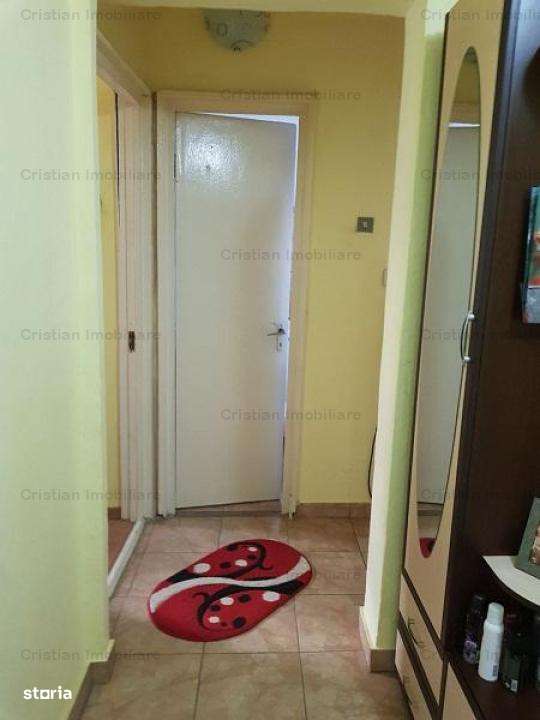 72mp  3 camere,  confort 1 Decomandat Obor-Scolilor balcon 7m - Imagine principală: 5/7