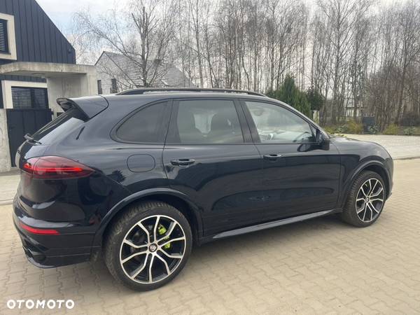 Porsche Cayenne GTS Tiptronic S - 6