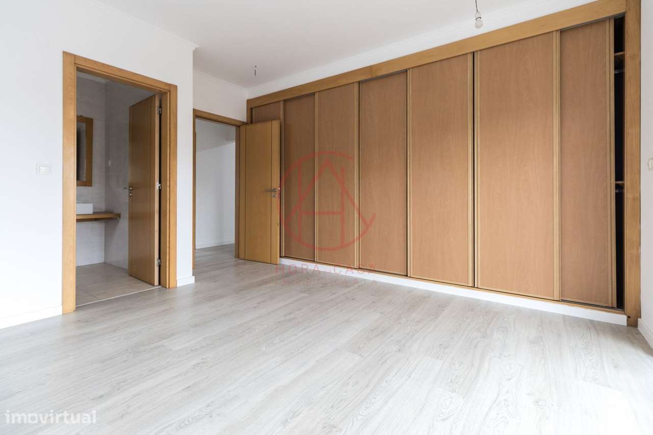 Moradia T5 Feijó-22