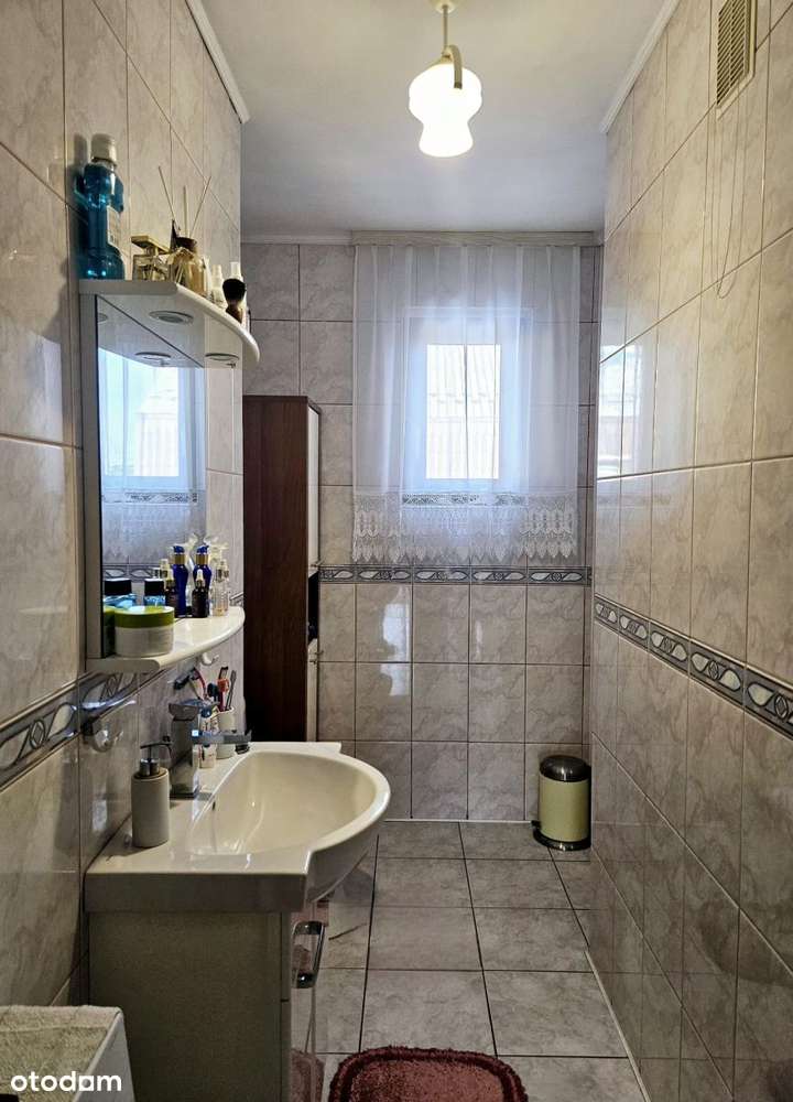 Przytulny dom w Aleksandrowie z fotowoltaiką.-13