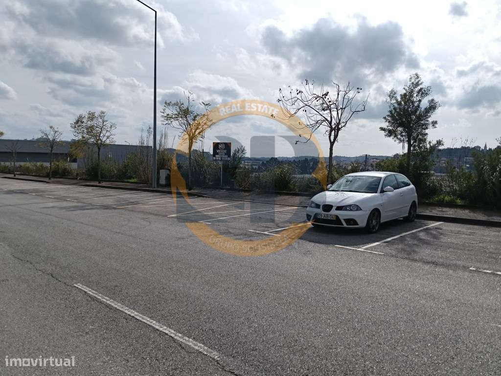 Lote Terreno São João Madeira - Grande imagem: 2/12