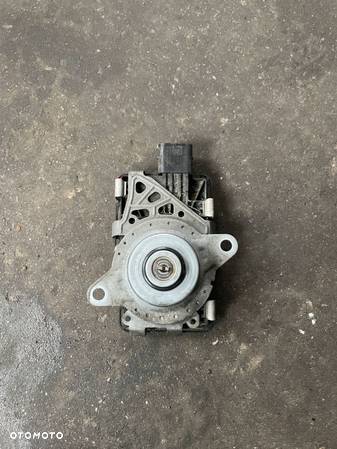 ALFA ROMEO STELVIO NASTAWNIK REDUKTORA 005052837910 - 1