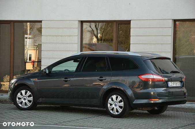 Ford Mondeo 1.6 Titanium - 25