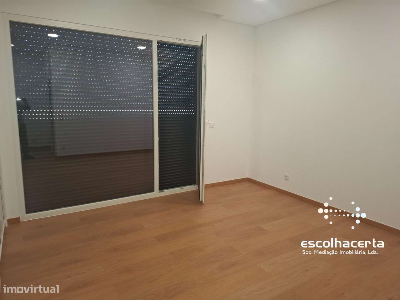 Moradia Térrea T4 Nova com Piscina Brejos Azeitão-42