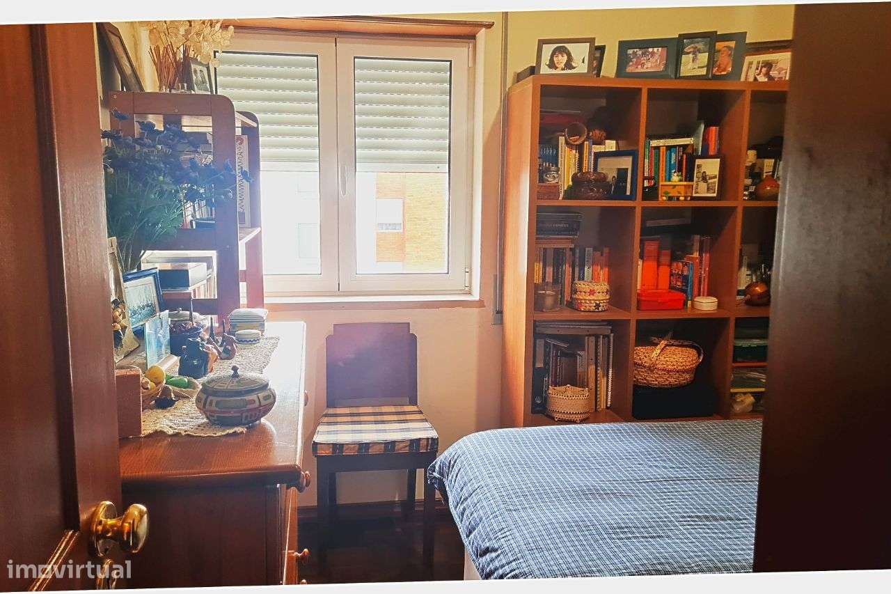 Coimbra T3 desafogado com garagem-20