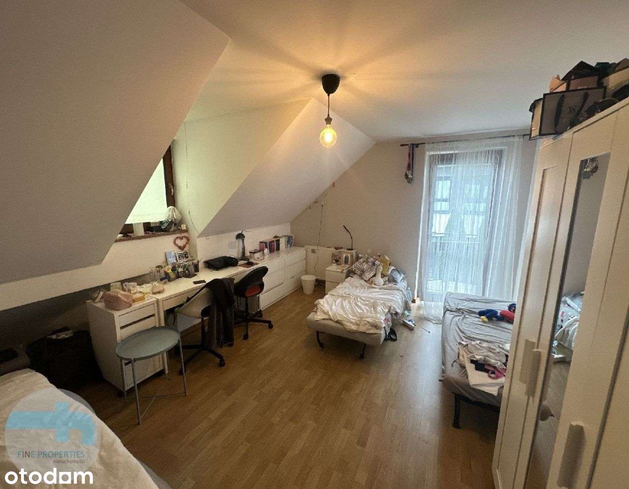 Pól bliźniaka oddzielony garazem, gotowy do wprowa-9