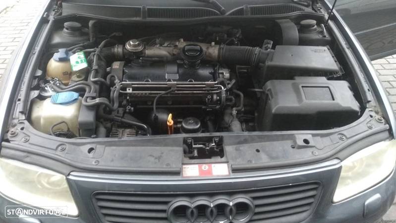 Audi A3 8L xenon 1.9 tdi 130cv de 2002 para peças - 5