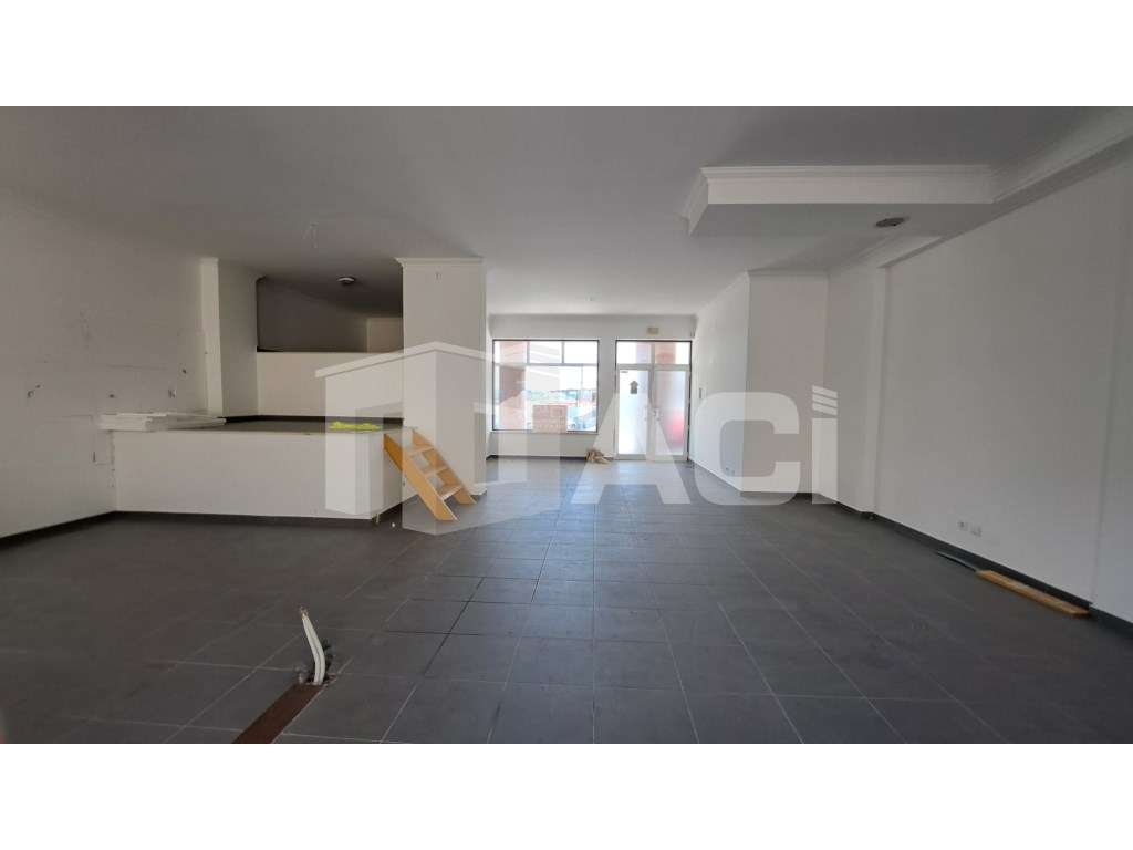 Loja- Com Terraço - Grande imagem: 2/9