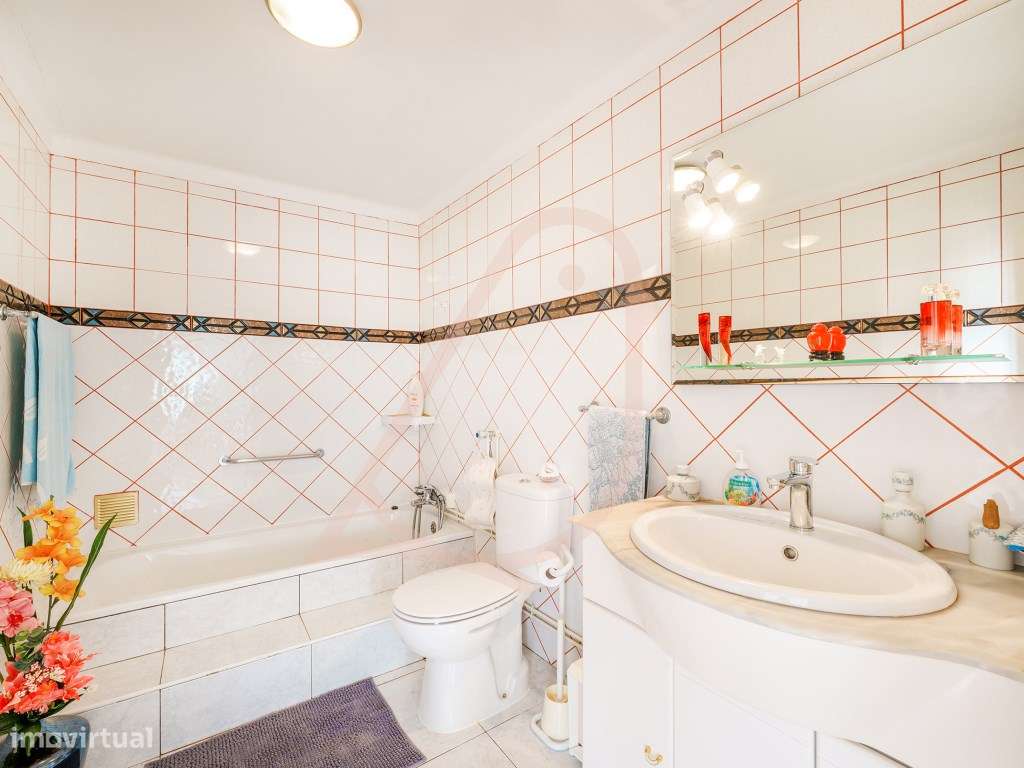 Refúgio Perfeito no Campo com Vista de Sonho e Piscina!-40