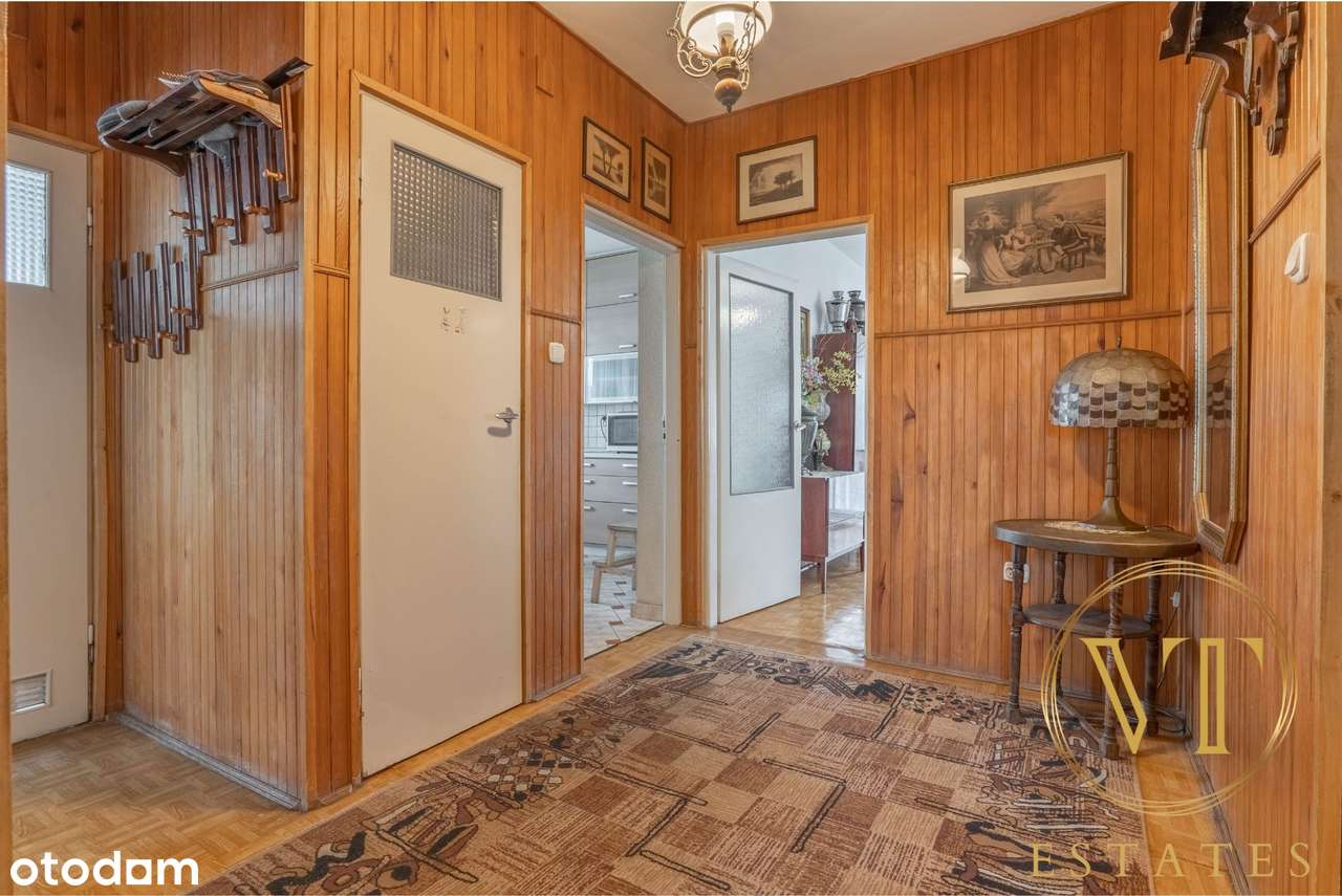 Dom wolnostojący w spokojnej okolicy-9