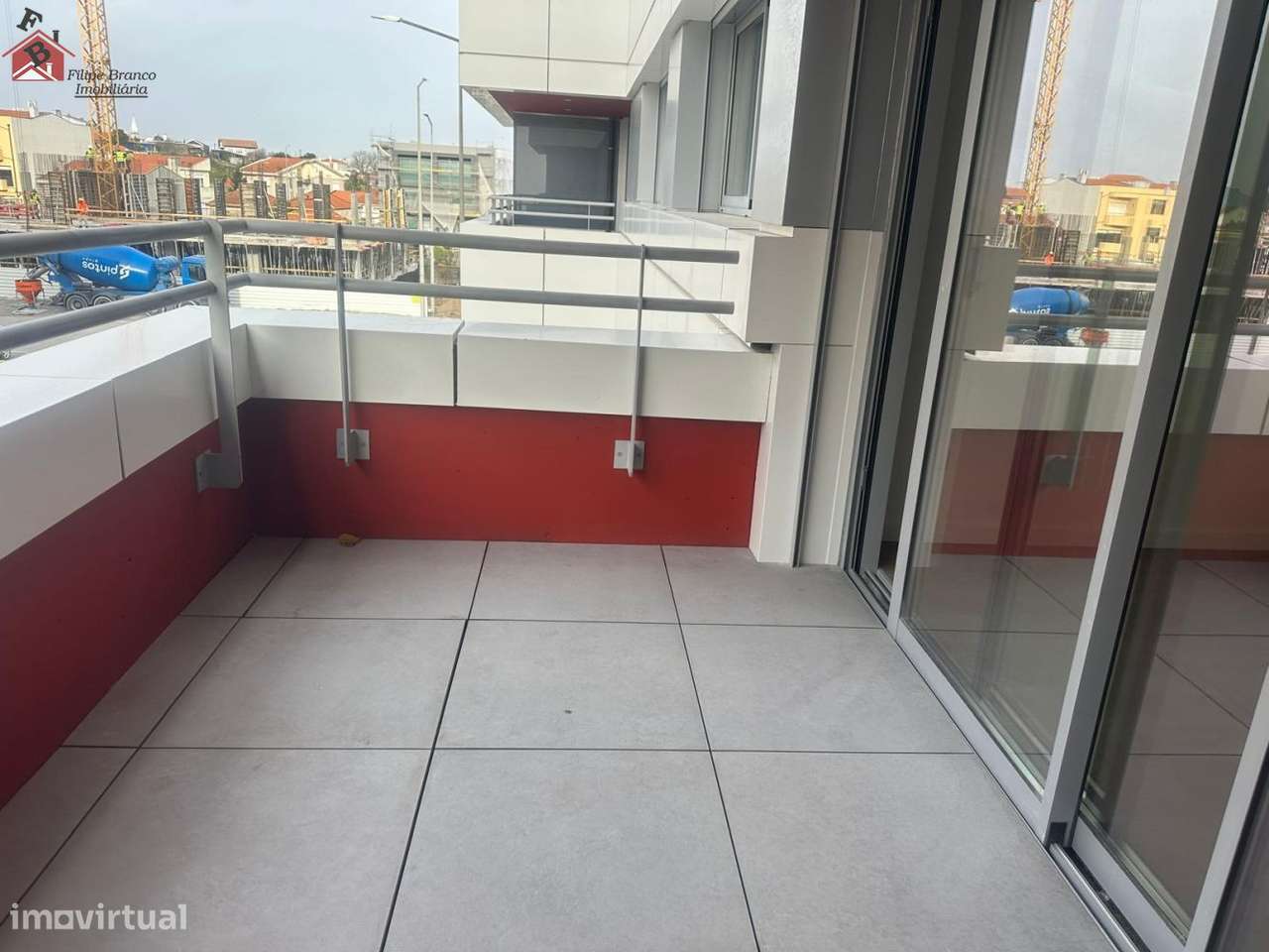 T2+1 NOVO PRONTO HABITAR! VISTA MAR SANTA MARINHA GAIA!-32