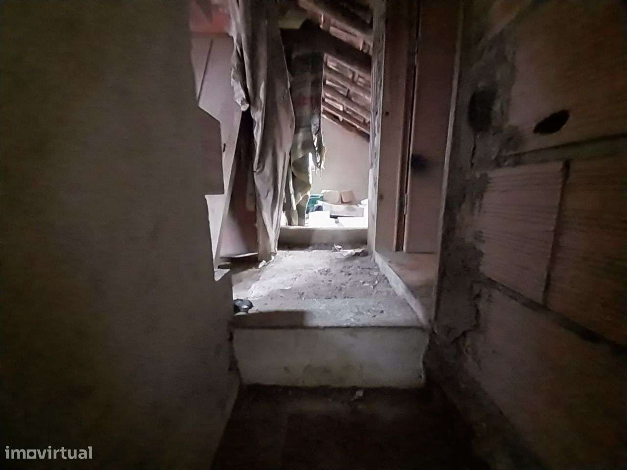 Moradia e terreno em Casal do Vale – Bombarral_1795CR-9