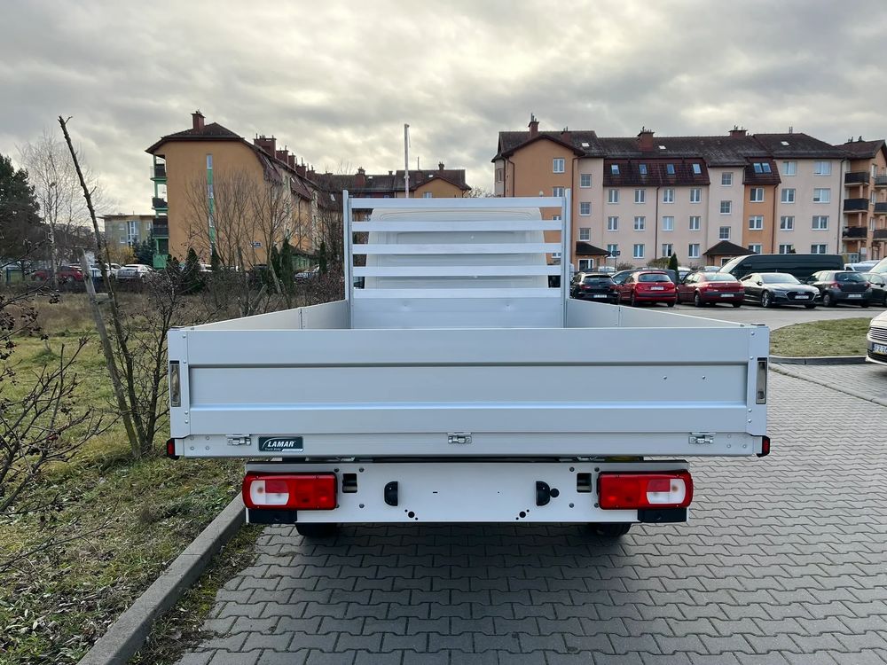 Crafter / skrzynia otwarta wym. wew. 4300x2200x400