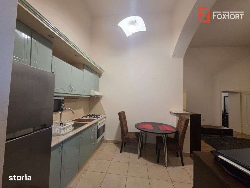 Apartament cu 2 camere semidecomandat, et 1, zona Centrala - Imagine principală: 4/11