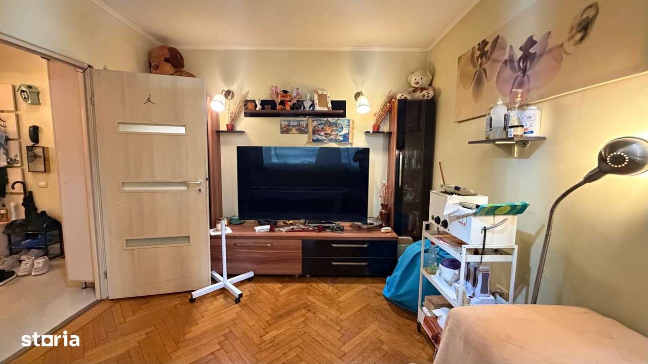 Apartament Basarabia | Bloc 1964 Etaj 1/8 Super pret!-0