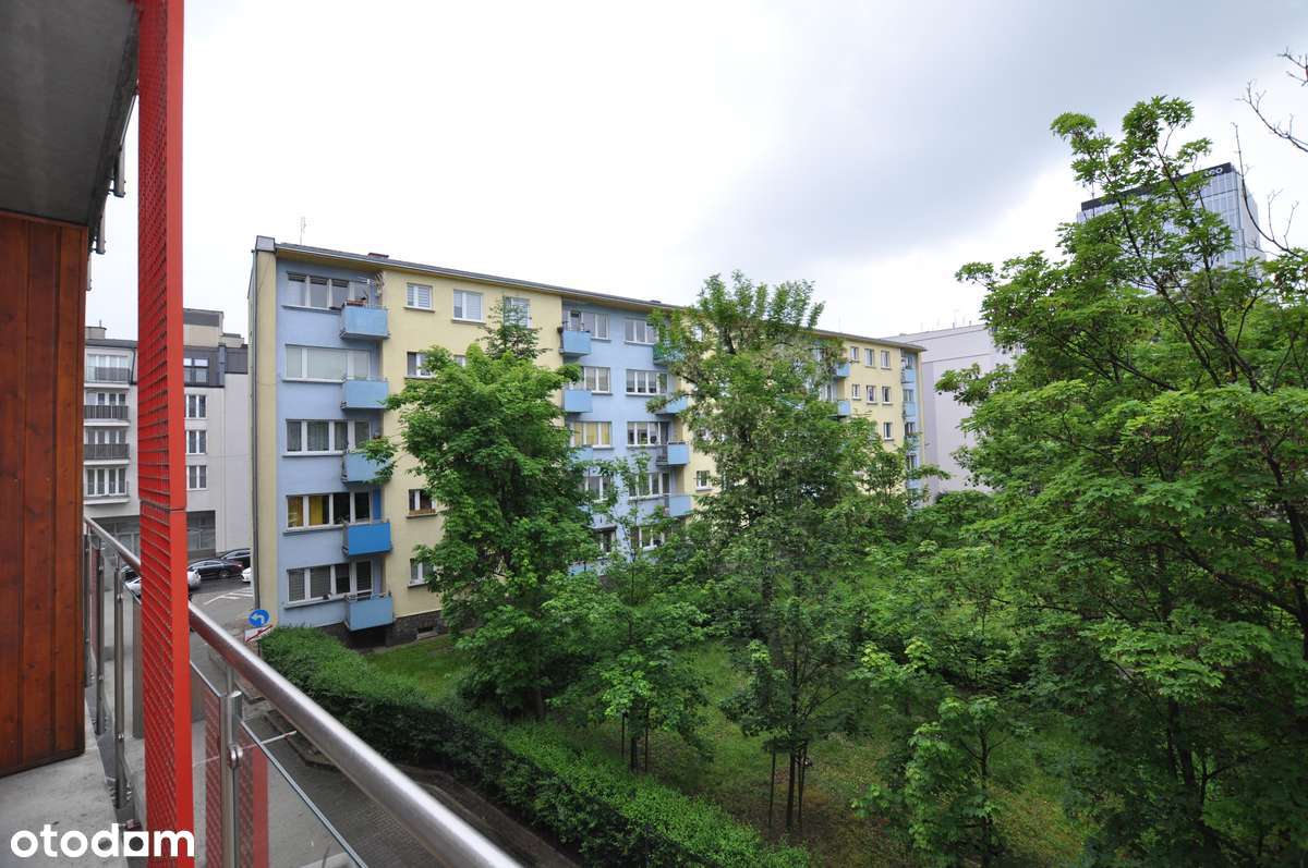 Duży balkon| Komórka lokatorska | OBOK DWORCA GŁÓWNEGO | Po remoncie-11