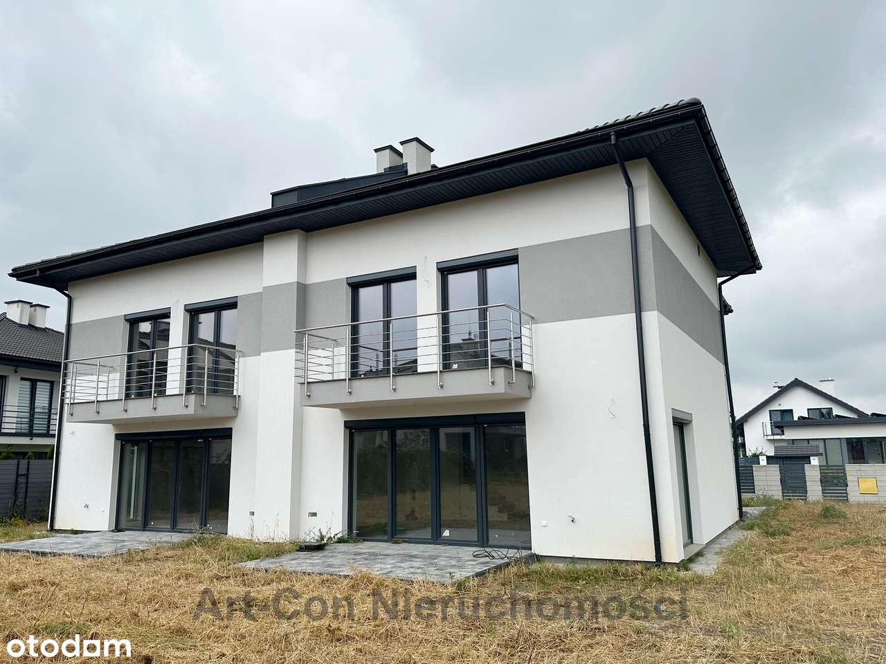 Bliźniak 160m2 + poddasze 40m2 + działka 554m2-2