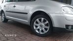 Volkswagen Touran 1.6 FSI Trendline - 8