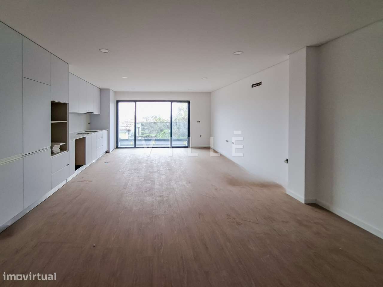 Apartamento T2+1 com duas suites e escritório - Grande imagem: 2/9